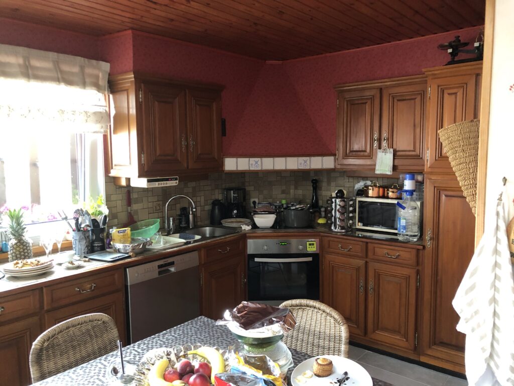 Ancienne cuisine à rénover