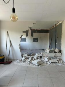 Démolition de la cloison